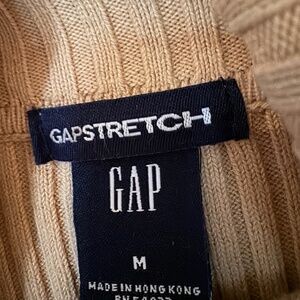 Gap turtleneck tan sweater